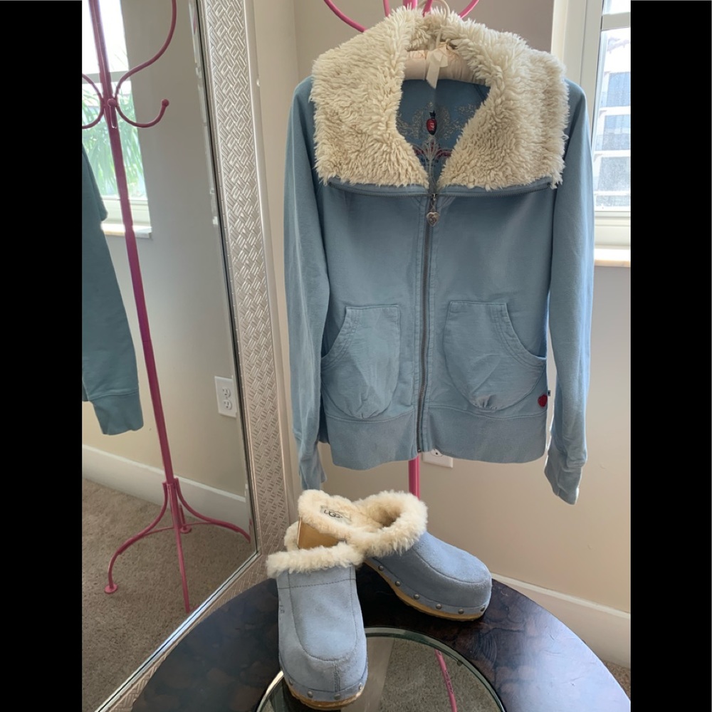 Blue suede Ugg clogs